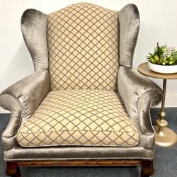 Used But In Great Condition! Super Wide!  Custom Made Accent Chair! Very Comfy!  H”40, W”36 