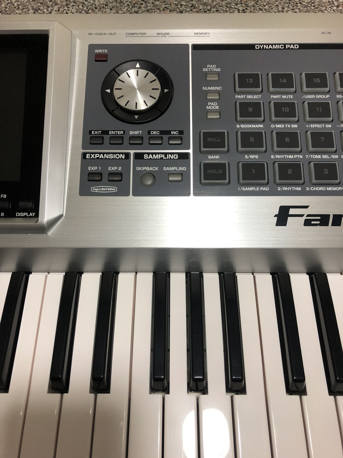 Roland Fantom G6