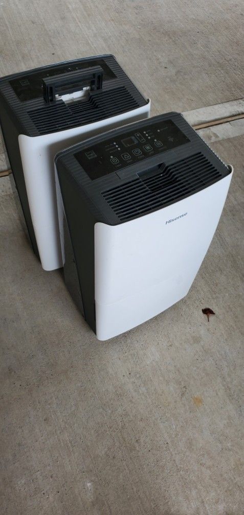 Last One Dehumidifier Hisense 70pints With Wi-Fi Model DH70W1WG