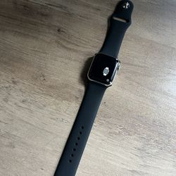 Apple Watch Series 5 40mm Stainless Steel Case