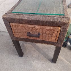 Knitted Firm Table