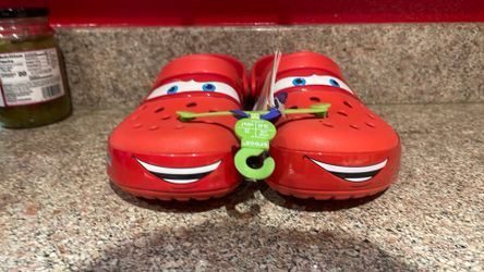 McQueen crocs