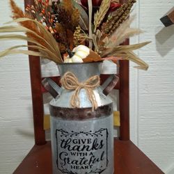 Beautiful Fall/Thanksgiving Floral Arrangement
