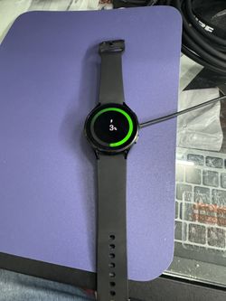 Samsung - Galaxy Watch4 Aluminum Smartwatch 44mm BT - Black