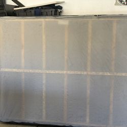 Queen Box spring 