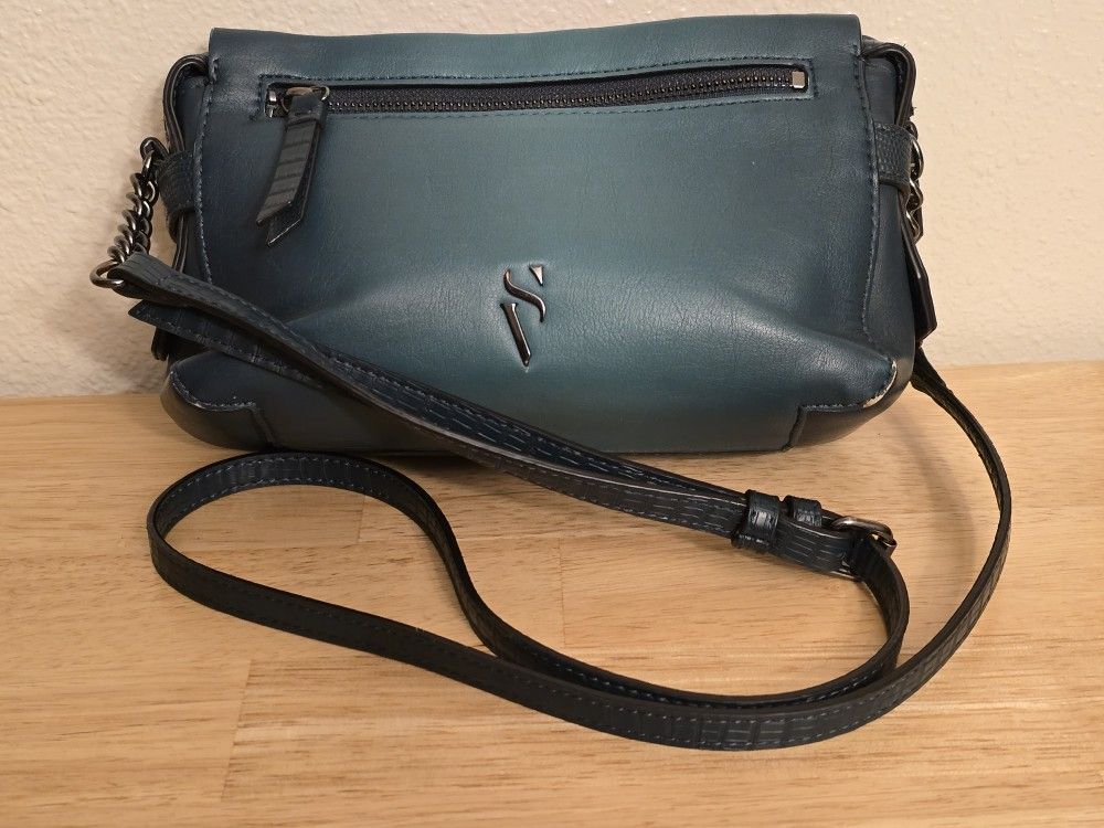 Vera Wang small crossbody Purse, dark teal color