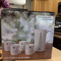 Christmas Pitcher & 4 Mug Set
