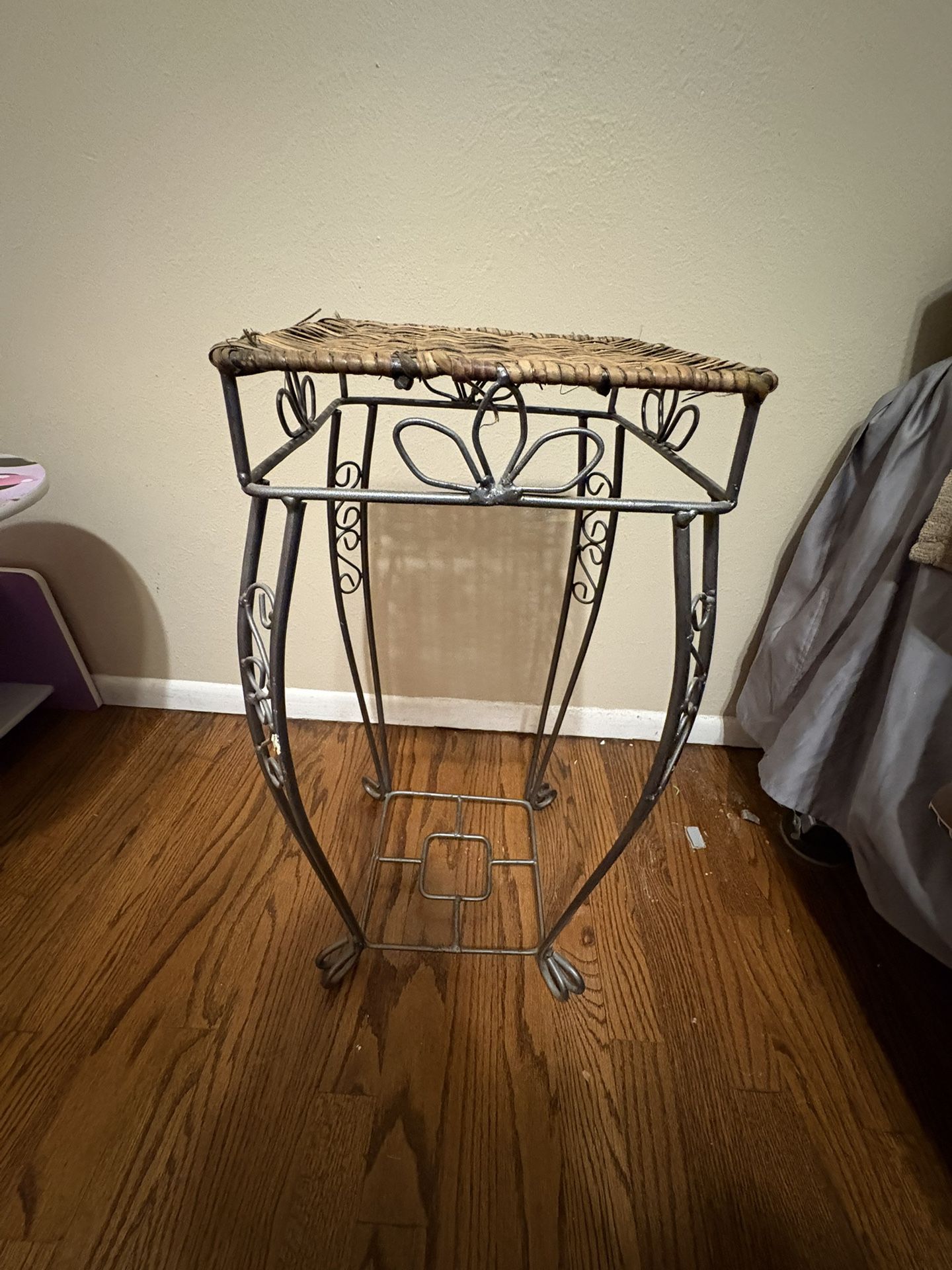 Night Stand/ End Table