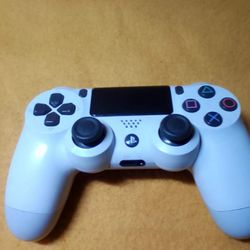 White Ps4 Pro/Slim Controller Wireless