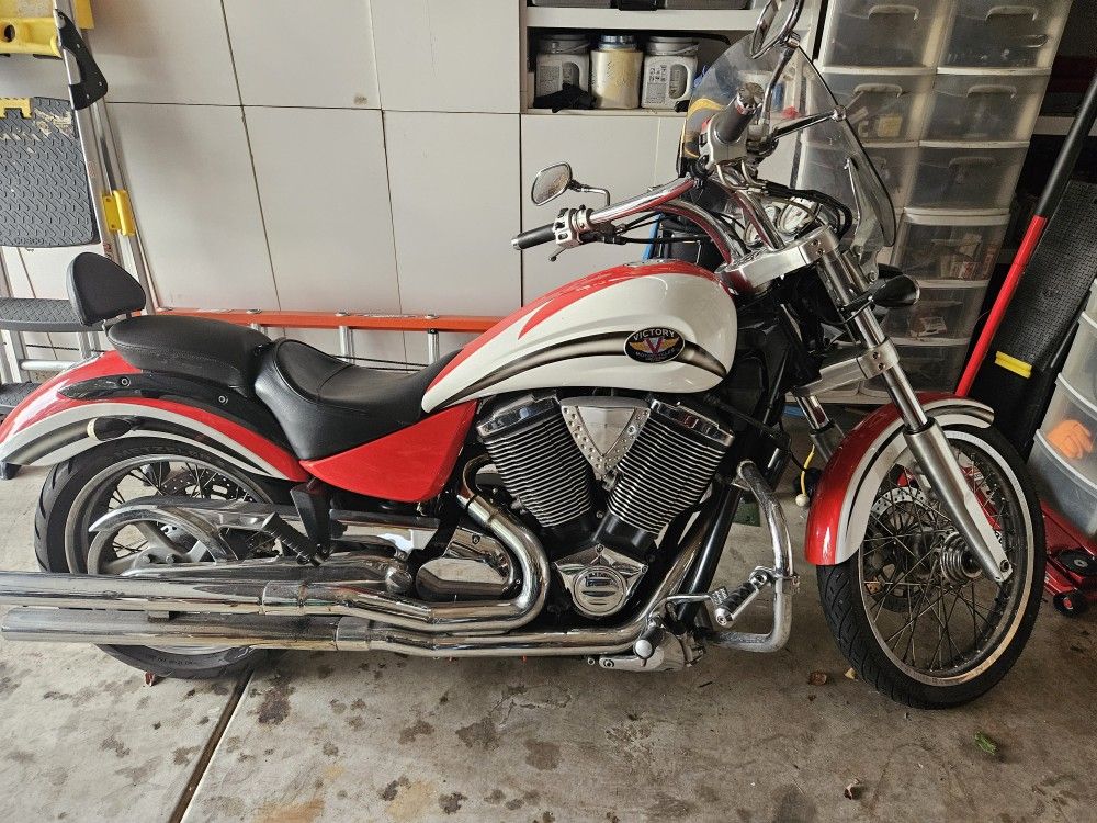 2003 Victory Vegas