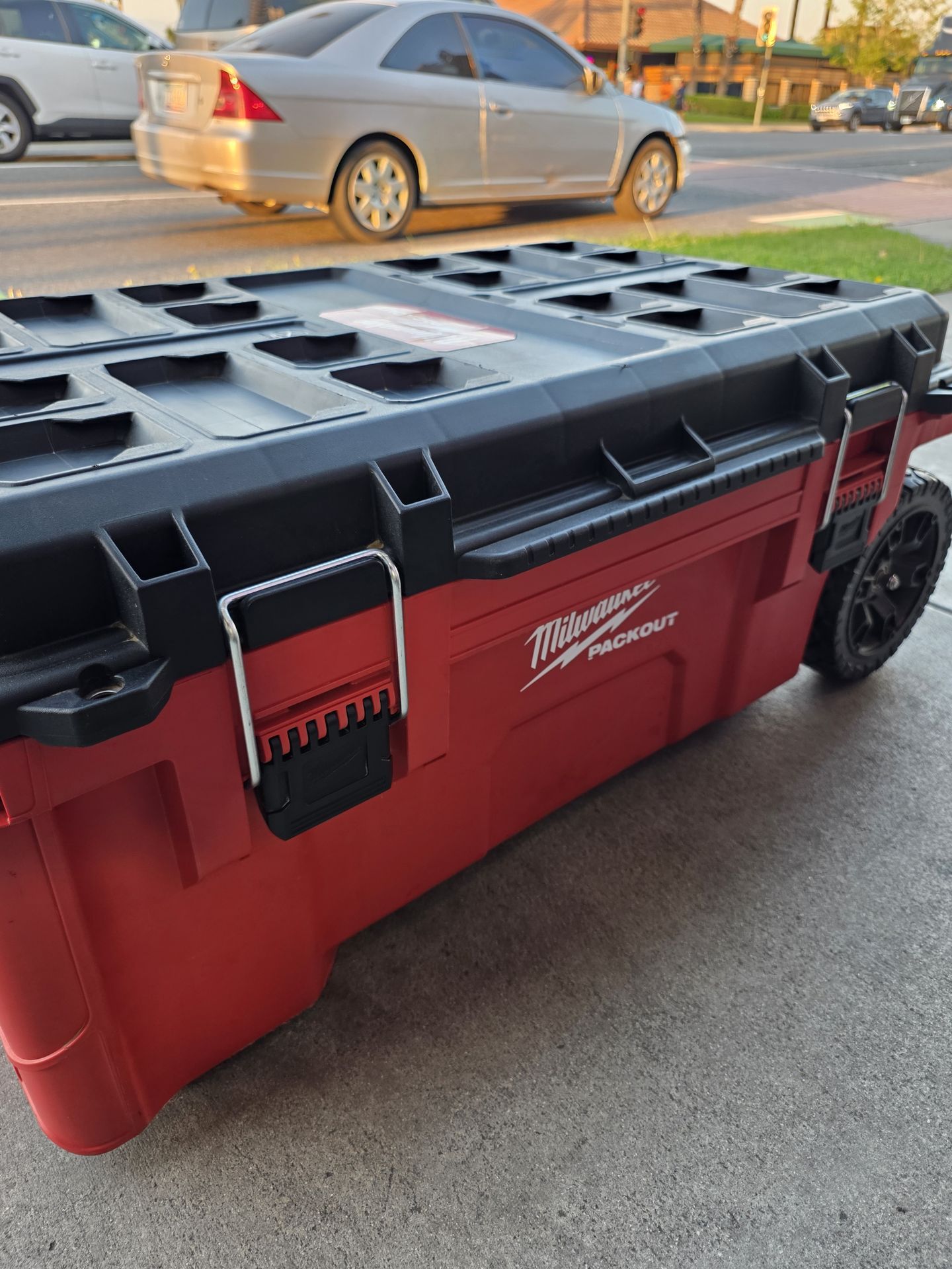 RYOBI 80V HP BRUSHLESS CORDLESS 30"IN MULTI-BLADE SELF PROPELLED LAWN MOWER TOOL ONLY NEW