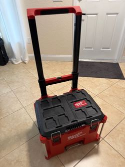 MilwaukeePACKOUT 22 in.​ Rolling Modular Tool Box Low Profile Handle