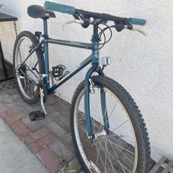 Diamond Back Topanga 26 Mountain Bike 