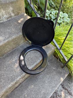BRAND NEW Reliance Luggable Loo Portable Toilet Seat