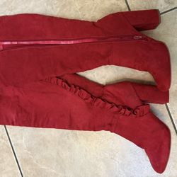Red Knee Boots With Ruffle Feature 