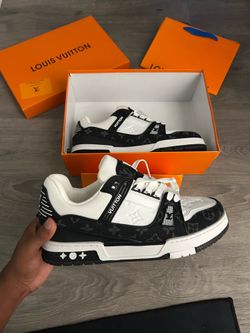LOUIS VUITTON LV Trainer Sneaker
