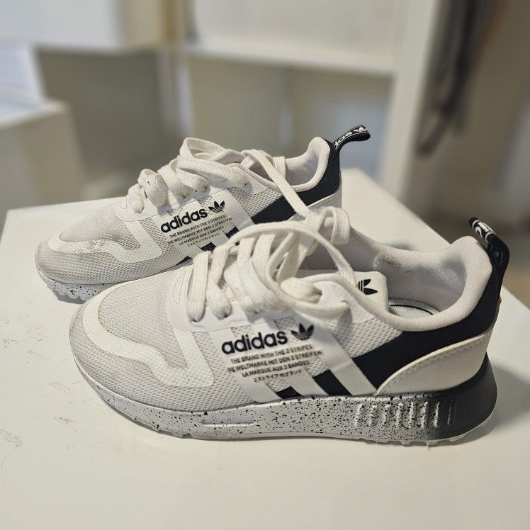 Size 12 Youth Boys Adidas Tennis Shoes