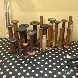 Antique Vintage Spools. 