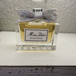 DIOR Miss Dior Eau de Parfum Travel Size Mini Bottle 