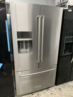 Kitchen aid French door in stainless steel