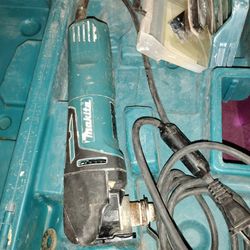 Makita Electric Multitool 