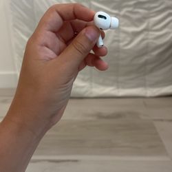 LEFT AirPod Pro 1st Gen