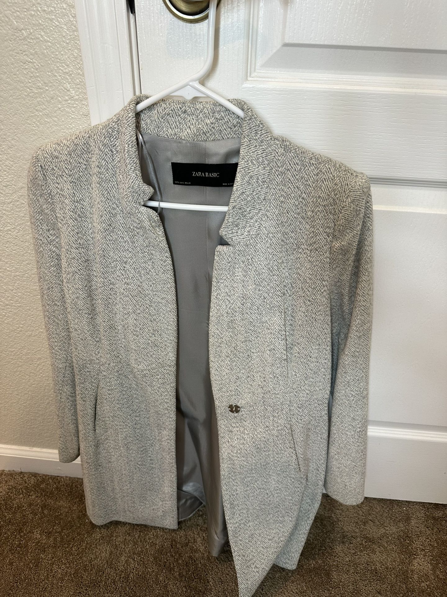 Zara Women’s Blazer