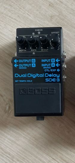 Boss SDE-3 Dual Digital Delay Pedal