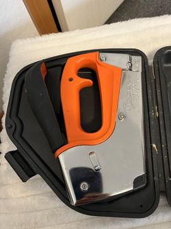 Cobra Power Shot 8000 Forward Action Stample Nail Gun Professional