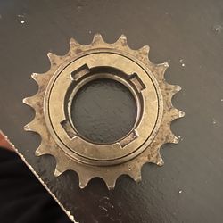 18 tooth cog