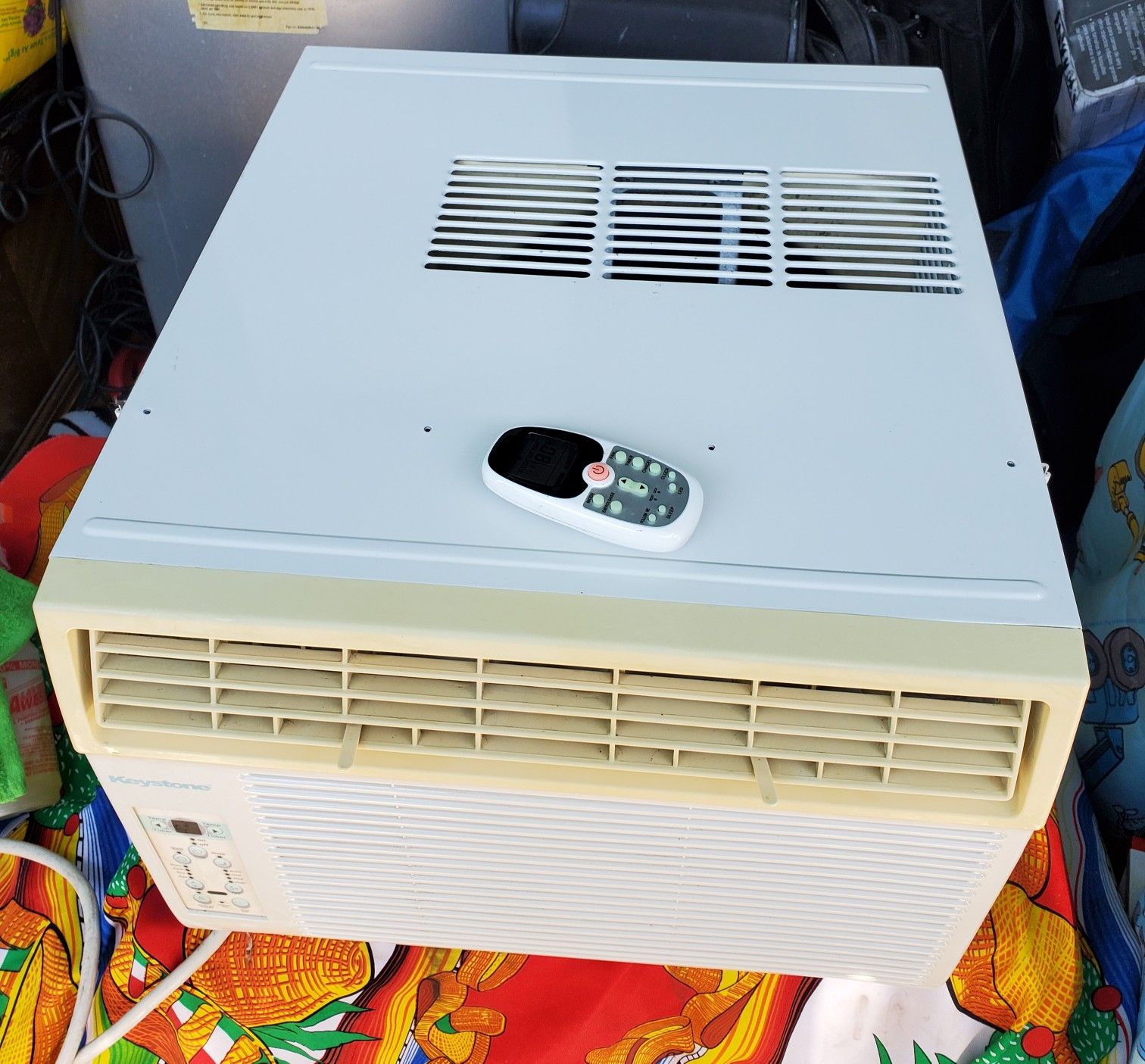 Air conditioner window AC unit 12,000 BTUS