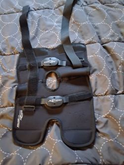 Knee brace