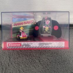 Mario Kart Nintendo Mini Remote Control Toy Car - Peach 