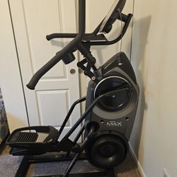 Bowflex M9 HIIT MACHINE 
