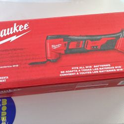 Milwaukee M18 Multi Tool 