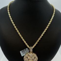 New Good Chain With Lion Pendant 