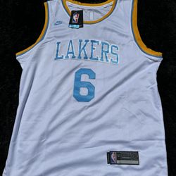 LARGE LEBRON JAMES JERSEY 💧 