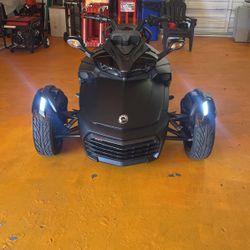2017 Can-Am F3S F3S