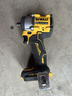 DEWALT 20v 1/2 impact only tool noo battery noo charger