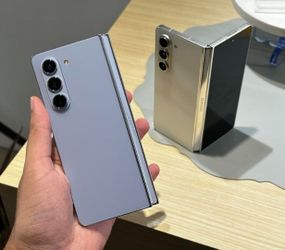 Samsung - Galaxy Z Fold 5 5G 7.6" | $5 Down | Payment plan available