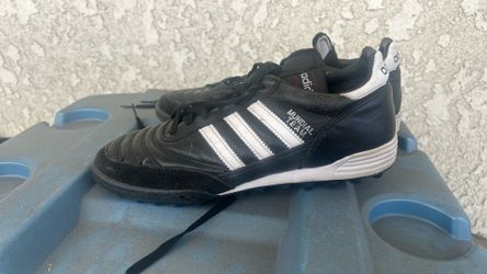 Boys Mundial Turf cleats