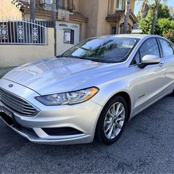 2017 ford fusion Se hybrid