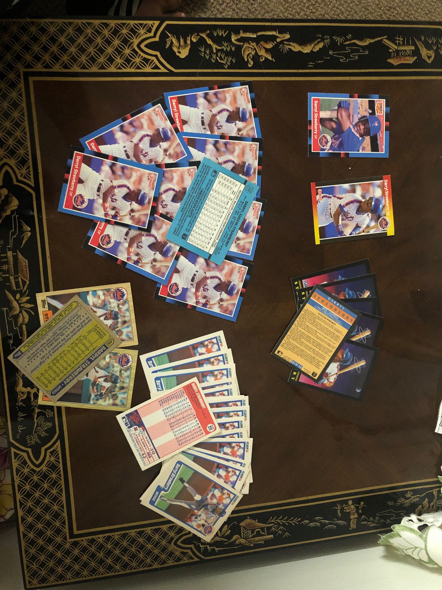 Darryl Strawberry baseball card collection
