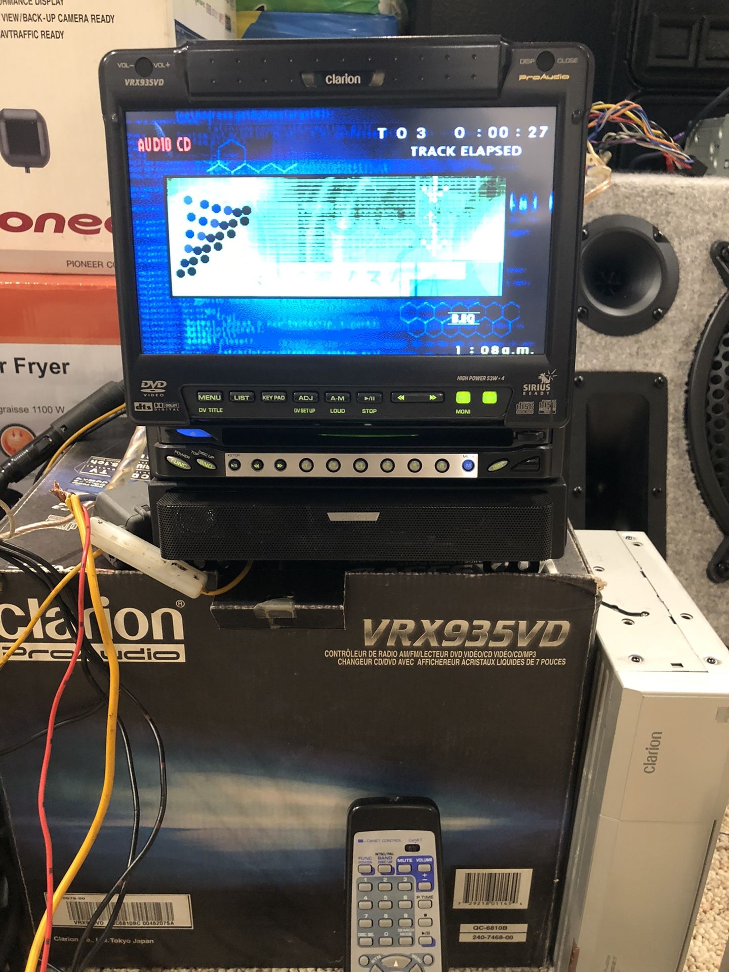 Clarion Vrx935vd With Cd Changer Center Channel Speaker and Em Satellite Receiver