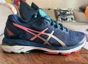 ASICS women’s size 9