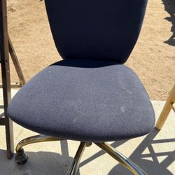**FREE OFFICE CHAIR**