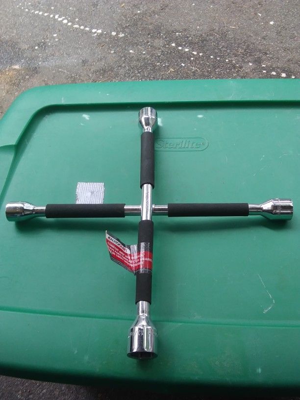 Autocraft Comfort Grip Lug Wrench