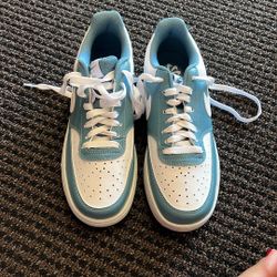 Nike Women’s Shoes Sz. 8.5