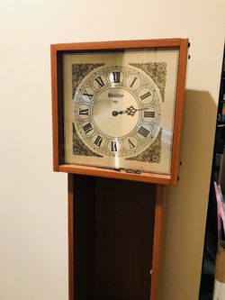 Grandfather clock vintage ‘70’s style Brown Wood w/shelves
