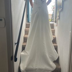 Wedding dress 